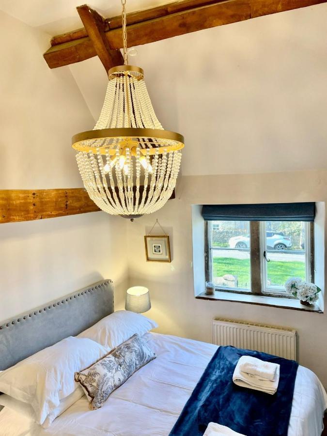 Hebe Cottage - Idyllic And Homely With Attention To Detail Atworth Exterior foto